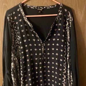Lucky Brand Black & white  Tunic. 3x